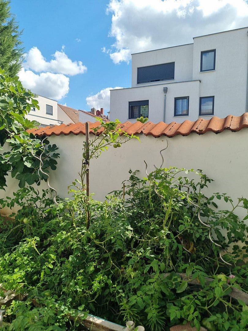 Predaj domu 187 m², pozemok 250 m², Elisabethenstraße 7, Bürstadt, Hesensko Predaj domu 187 m², pozemok 250 m², Elisabethenstraße 7, Bürstadt, Hesensko