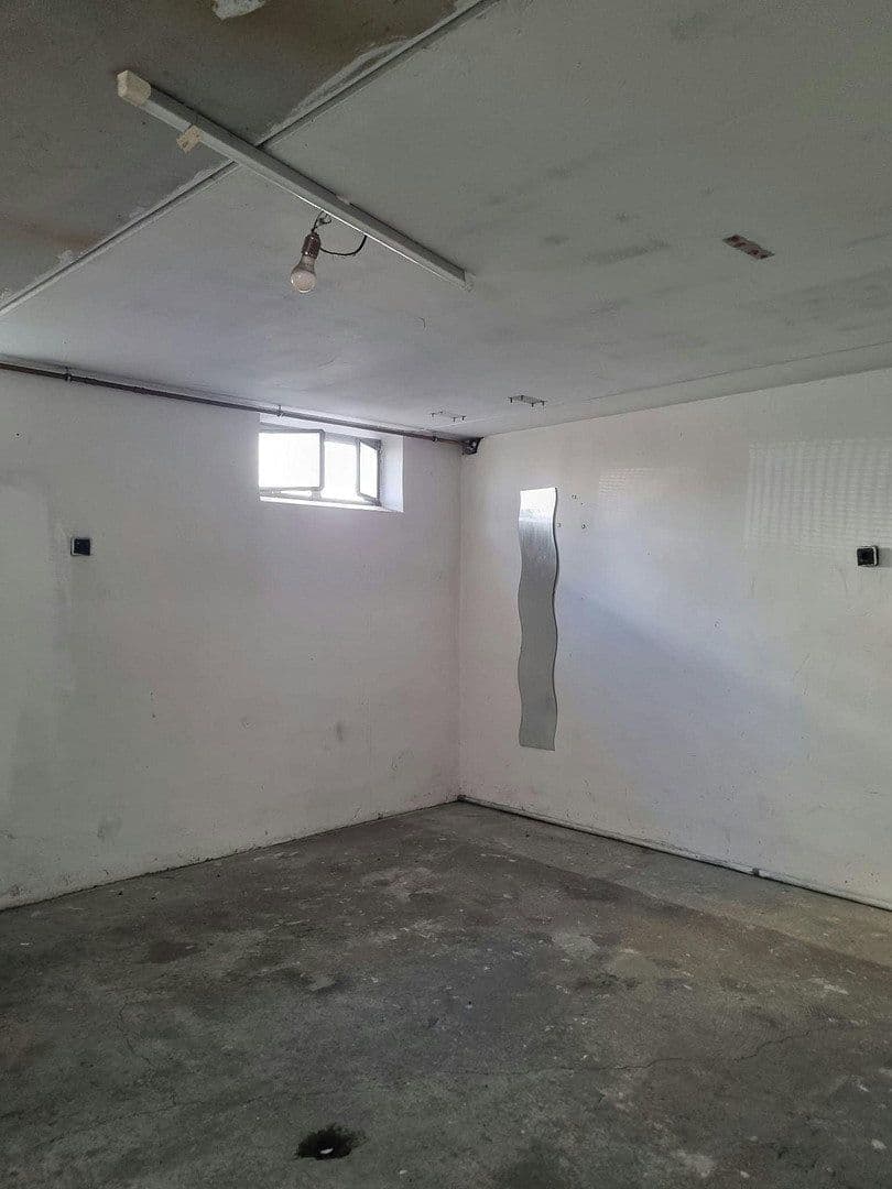 Predaj domu 187 m², pozemok 250 m², Elisabethenstraße 7, Bürstadt, Hesensko Predaj domu 187 m², pozemok 250 m², Elisabethenstraße 7, Bürstadt, Hesensko