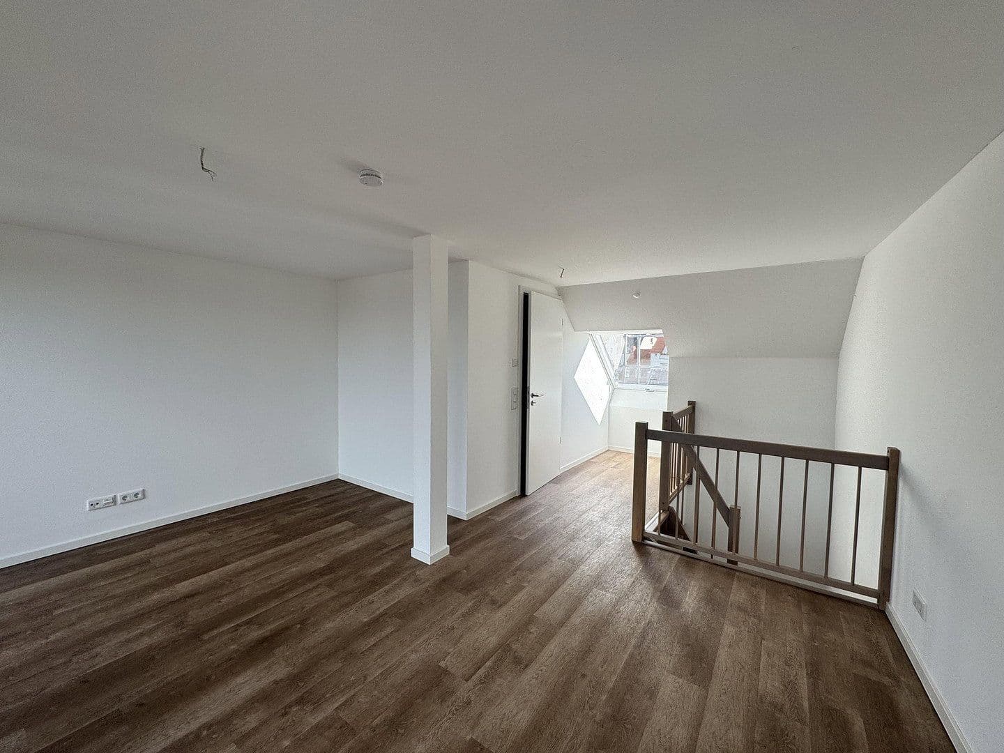 Prenájom bytu 2-izbový 83 m², Bramscher Str. 61, Osnabrück, Dolné Sasko Prenájom bytu 2-izbový 83 m², Bramscher Str. 61, Osnabrück, Dolné Sasko