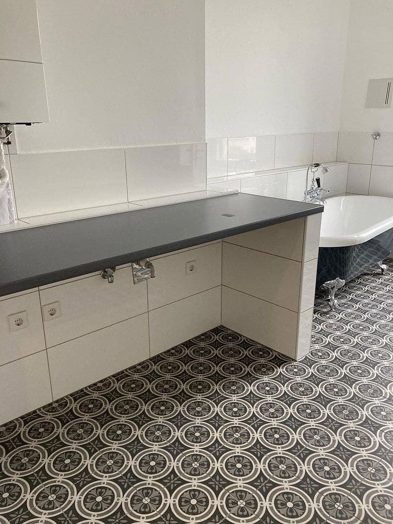 Prenájom bytu 4-izbový 106 m², Bismarckstraße 86, Offenbach am Main, Hesensko Prenájom bytu 4-izbový 106 m², Bismarckstraße 86, Offenbach am Main, Hesensko
