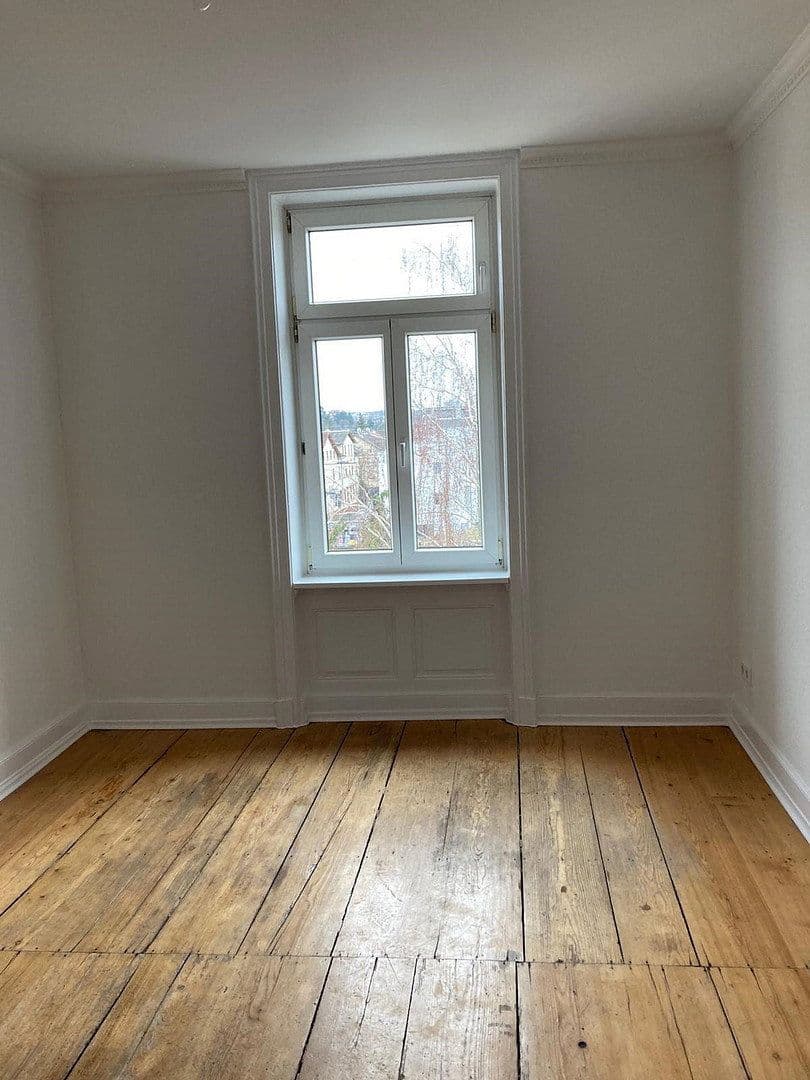 Prenájom bytu 4-izbový 106 m², Bismarckstraße 86, Offenbach am Main, Hesensko Prenájom bytu 4-izbový 106 m², Bismarckstraße 86, Offenbach am Main, Hesensko