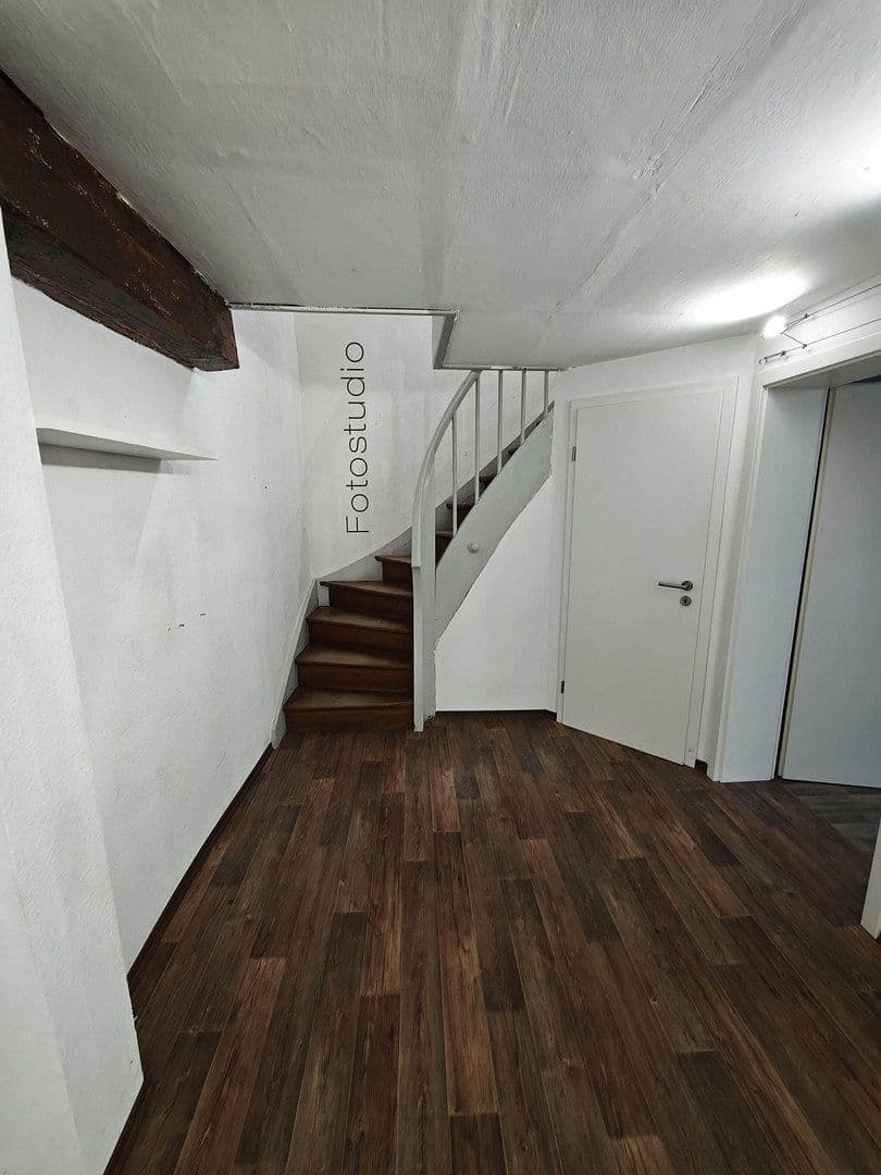 Predaj domu 220 m², pozemok 149 m², Spörleinstrasse 32, Bad Neustadt an der Saale, Bavorsko Predaj domu 220 m², pozemok 149 m², Spörleinstrasse 32, Bad Neustadt an der Saale, Bavorsko