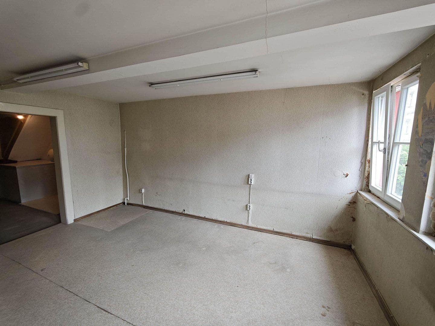 Predaj domu 220 m², pozemok 149 m², Spörleinstrasse 32, Bad Neustadt an der Saale, Bavorsko Predaj domu 220 m², pozemok 149 m², Spörleinstrasse 32, Bad Neustadt an der Saale, Bavorsko