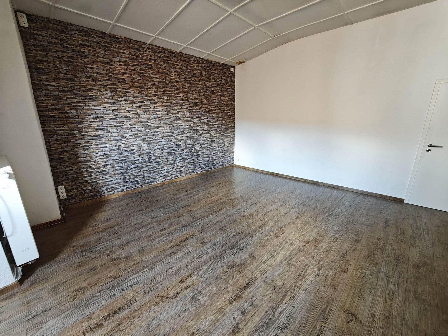 Predaj domu 220 m², pozemok 149 m², Spörleinstrasse 32, Bad Neustadt an der Saale, Bavorsko Predaj domu 220 m², pozemok 149 m², Spörleinstrasse 32, Bad Neustadt an der Saale, Bavorsko