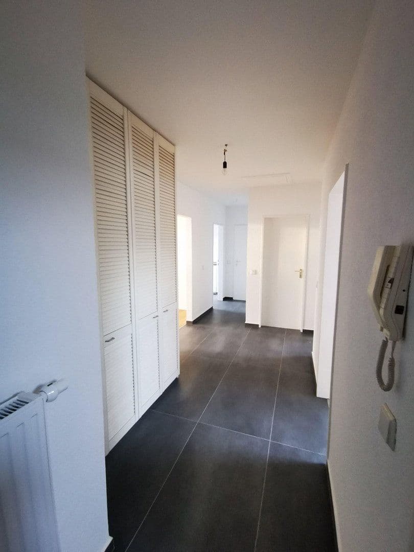 Prenájom bytu 3-izbový 77 m², Kitschburger Str 19, Köln, Severné Porýnie - Westfálsko Prenájom bytu 3-izbový 77 m², Kitschburger Str 19, Köln, Severné Porýnie - Westfálsko