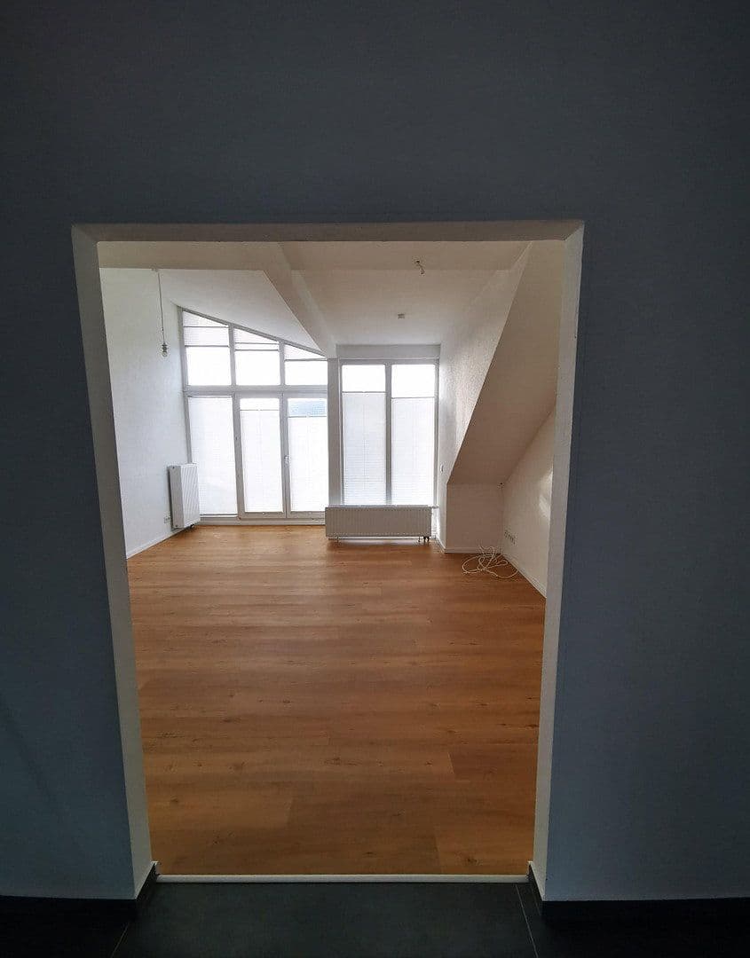 Prenájom bytu 3-izbový 77 m², Kitschburger Str 19, Köln, Severné Porýnie - Westfálsko Prenájom bytu 3-izbový 77 m², Kitschburger Str 19, Köln, Severné Porýnie - Westfálsko