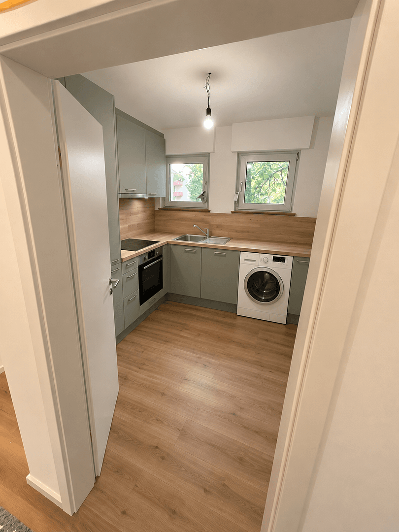Prenájom bytu 3-izbový 66 m², Köln, Severné Porýnie - Westfálsko Prenájom bytu 3-izbový 66 m², Köln, Severné Porýnie - Westfálsko