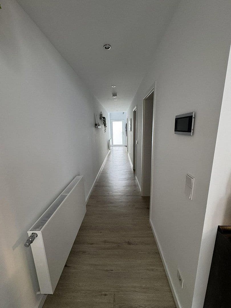 Prenájom bytu 3-izbový 173 m², Würzburg, Bavorsko Prenájom bytu 3-izbový 173 m², Würzburg, Bavorsko