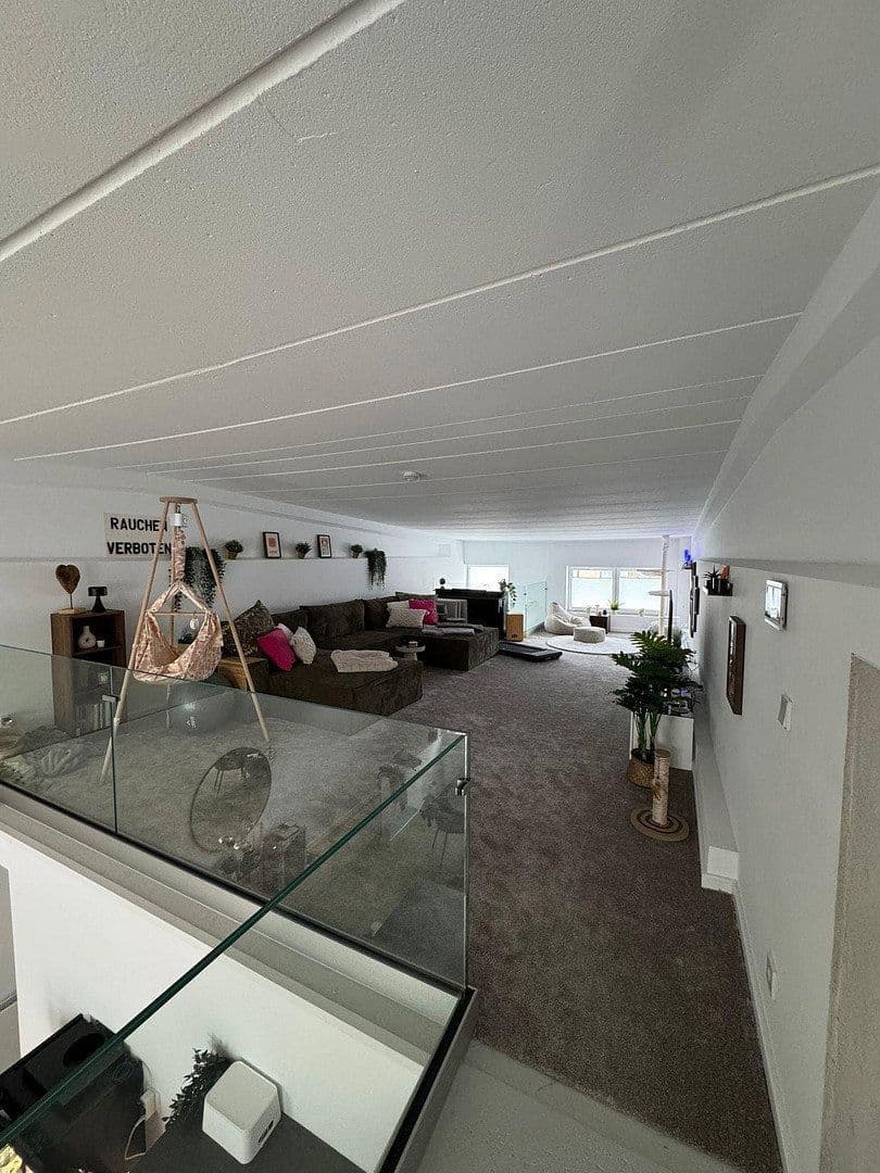 Prenájom bytu 3-izbový 173 m², Würzburg, Bavorsko Prenájom bytu 3-izbový 173 m², Würzburg, Bavorsko