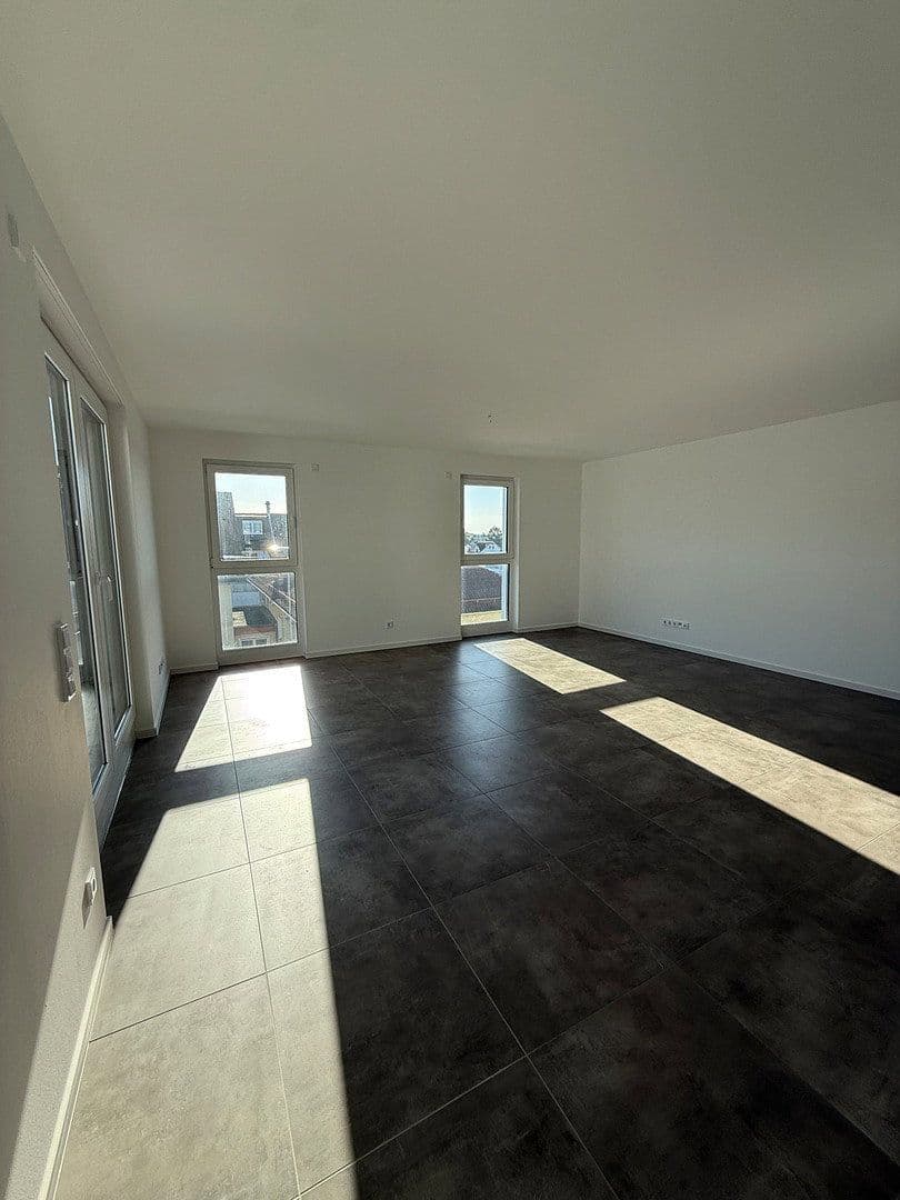 Prenájom bytu 5-izbový 134 m², Stadelmannstraße 31, Erlensee, Hesensko Prenájom bytu 5-izbový 134 m², Stadelmannstraße 31, Erlensee, Hesensko