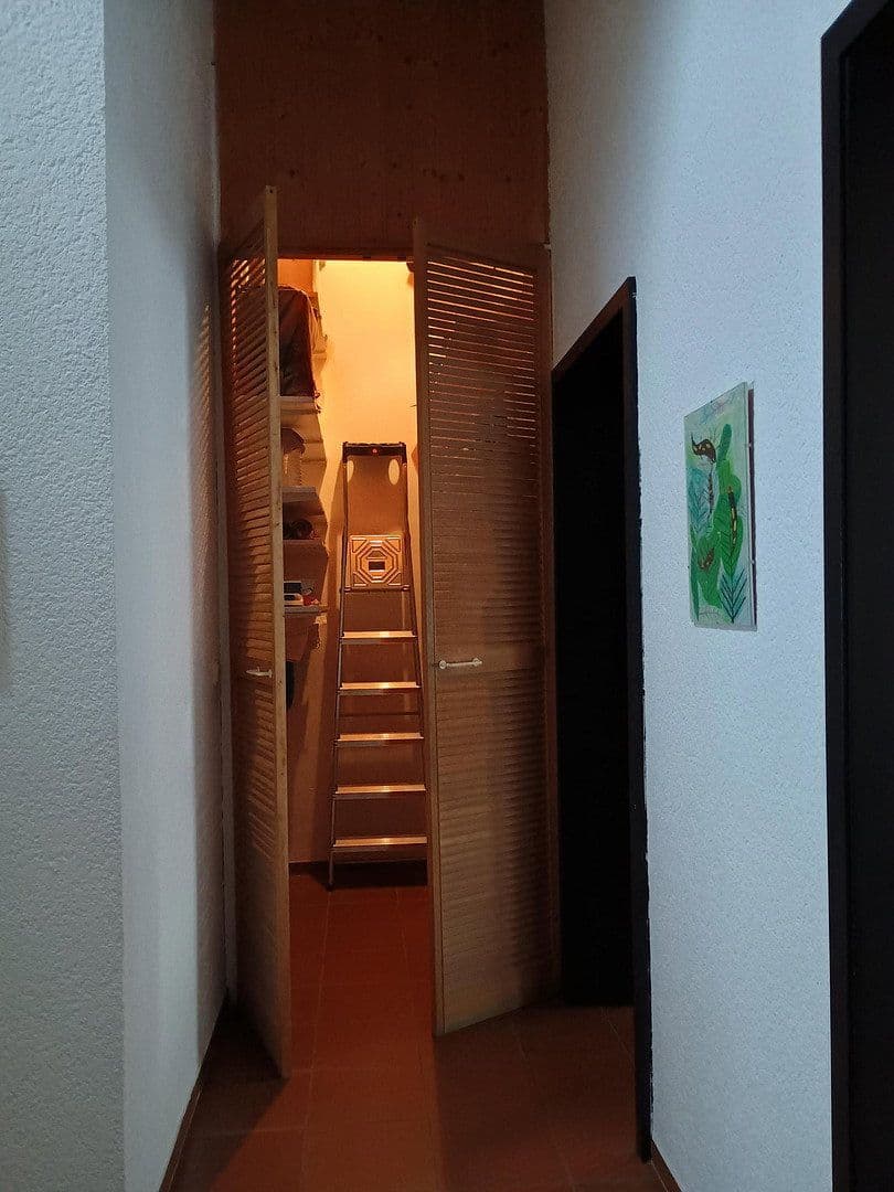 Predaj domu 117 m², pozemok 195 m², Am Felsenkeller 13, Griesheim, Hesensko Predaj domu 117 m², pozemok 195 m², Am Felsenkeller 13, Griesheim, Hesensko