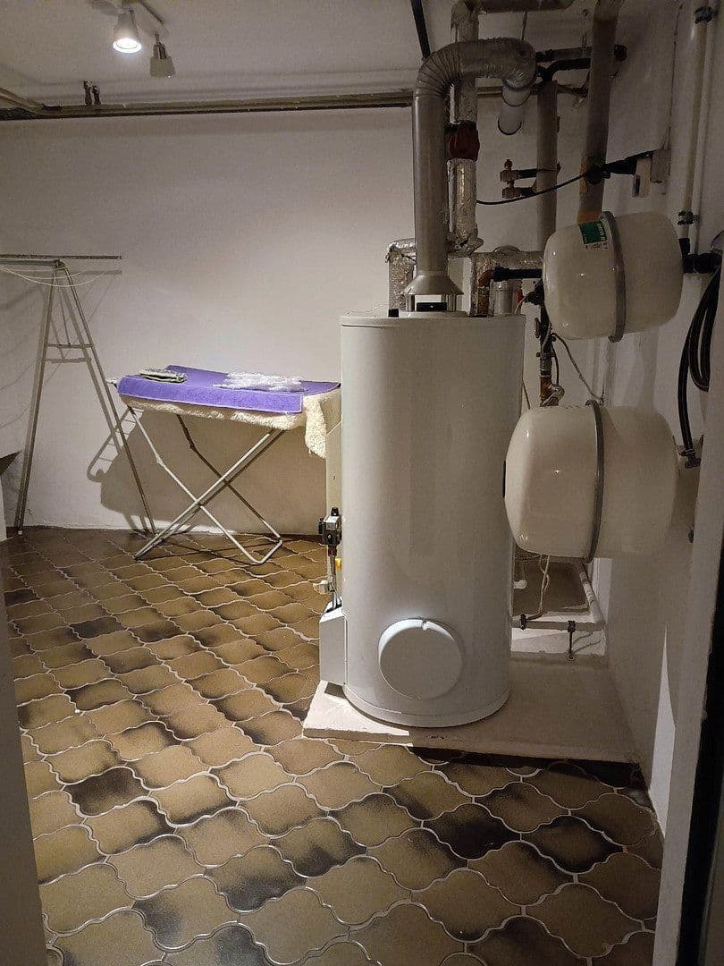 Predaj domu 117 m², pozemok 195 m², Am Felsenkeller 13, Griesheim, Hesensko Predaj domu 117 m², pozemok 195 m², Am Felsenkeller 13, Griesheim, Hesensko