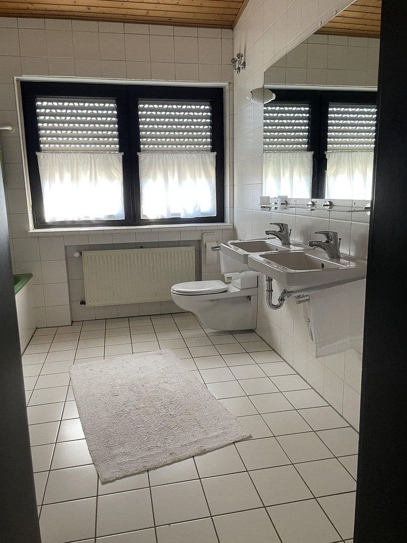 Predaj domu 117 m², pozemok 195 m², Am Felsenkeller 13, Griesheim, Hesensko Predaj domu 117 m², pozemok 195 m², Am Felsenkeller 13, Griesheim, Hesensko
