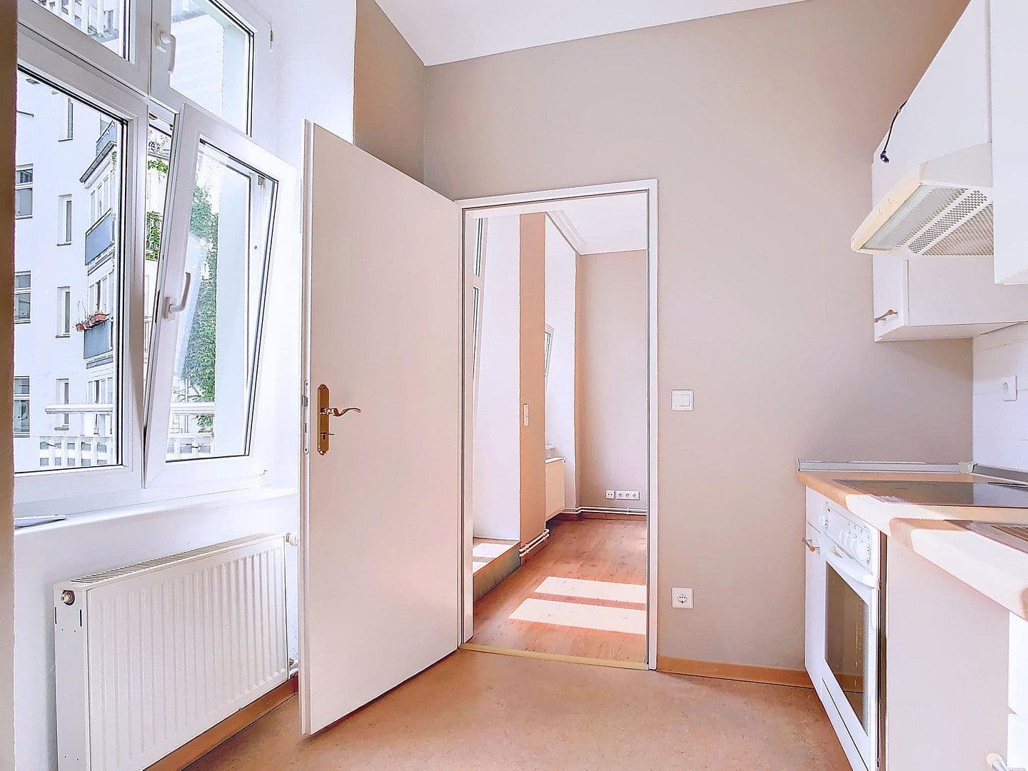 Predaj bytu 1-izbový 39 m², Berlin, Berlín Predaj bytu 1-izbový 39 m², Berlin, Berlín
