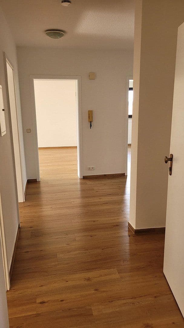 Prenájom bytu 3-izbový 91 m², Lichtenfels, Bavorsko Prenájom bytu 3-izbový 91 m², Lichtenfels, Bavorsko