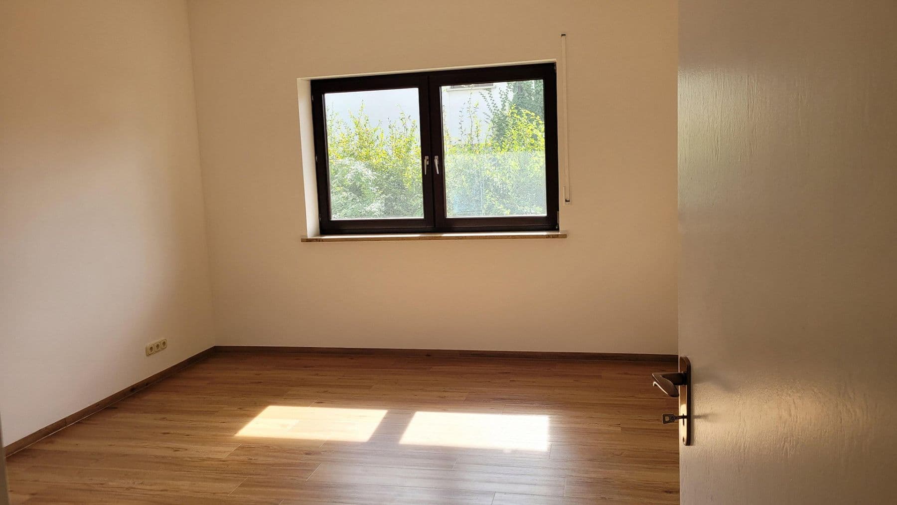 Prenájom bytu 3-izbový 91 m², Lichtenfels, Bavorsko Prenájom bytu 3-izbový 91 m², Lichtenfels, Bavorsko