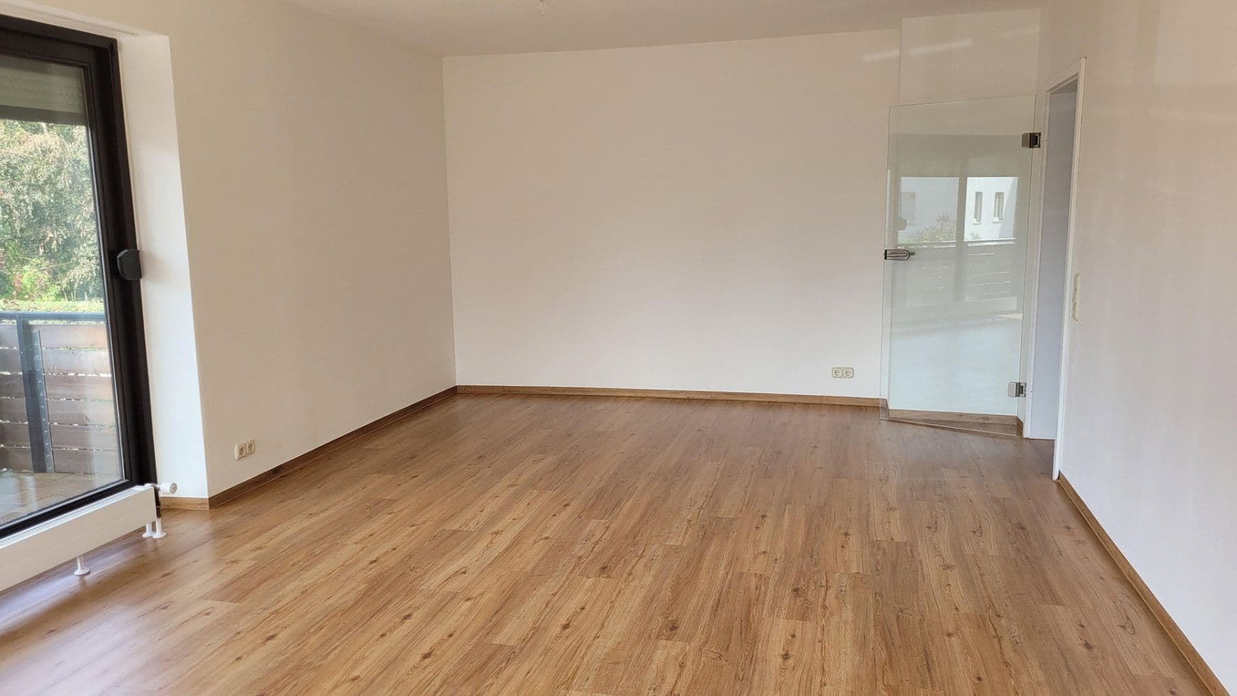 Prenájom bytu 3-izbový 91 m², Lichtenfels, Bavorsko Prenájom bytu 3-izbový 91 m², Lichtenfels, Bavorsko