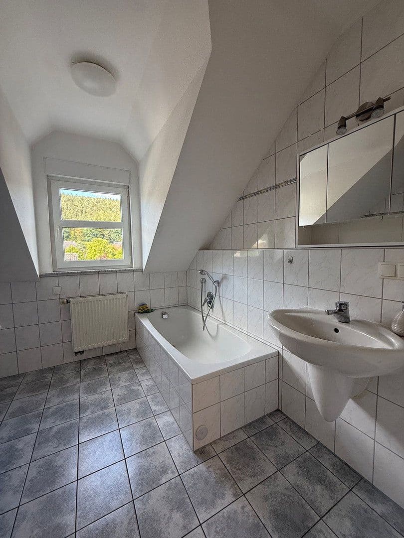 Prenájom bytu 3-izbový 95 m², Stadelmannstraße 31, Lohr am Main, Bavorsko Prenájom bytu 3-izbový 95 m², Stadelmannstraße 31, Lohr am Main, Bavorsko