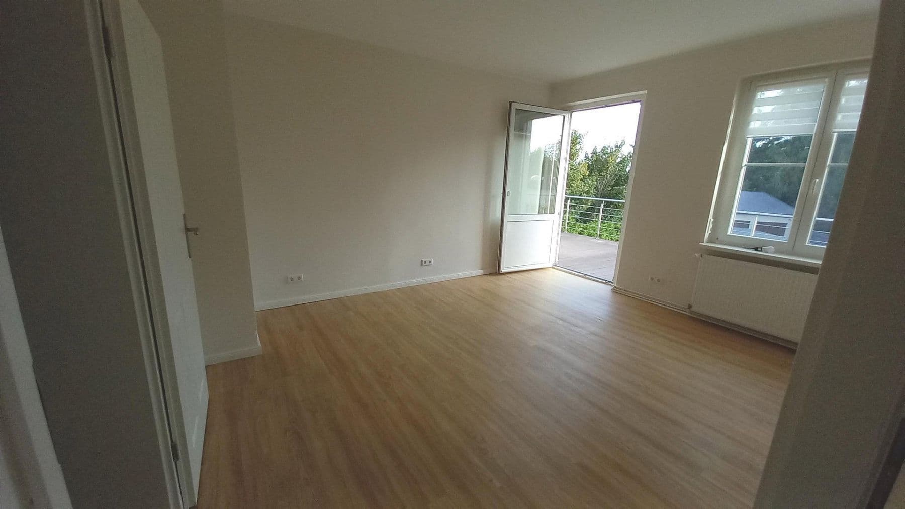 Prenájom bytu 4-izbový 99 m², Glindower Chausseestr. 145, Werder (Havel), Brandenbursko Prenájom bytu 4-izbový 99 m², Glindower Chausseestr. 145, Werder (Havel), Brandenbursko