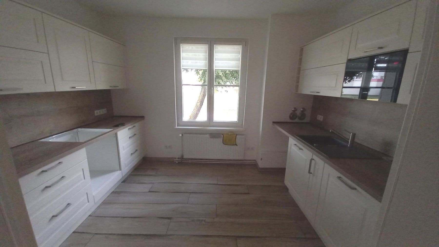 Prenájom bytu 4-izbový 99 m², Glindower Chausseestr. 145, Werder (Havel), Brandenbursko Prenájom bytu 4-izbový 99 m², Glindower Chausseestr. 145, Werder (Havel), Brandenbursko
