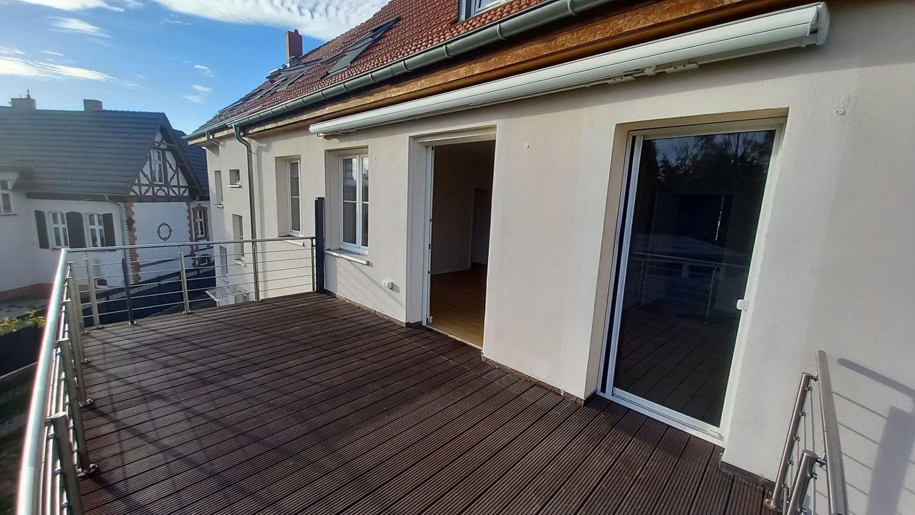 Prenájom bytu 4-izbový 99 m², Glindower Chausseestr. 145, Werder (Havel), Brandenbursko Prenájom bytu 4-izbový 99 m², Glindower Chausseestr. 145, Werder (Havel), Brandenbursko