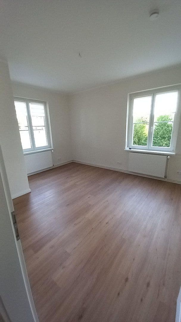 Prenájom bytu 4-izbový 99 m², Glindower Chausseestr. 145, Werder (Havel), Brandenbursko Prenájom bytu 4-izbový 99 m², Glindower Chausseestr. 145, Werder (Havel), Brandenbursko