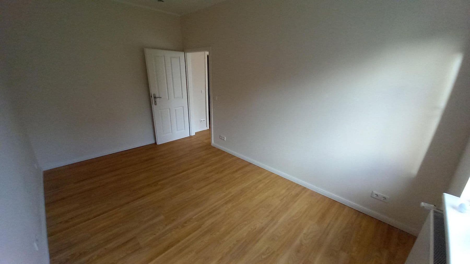 Prenájom bytu 4-izbový 99 m², Glindower Chausseestr. 145, Werder (Havel), Brandenbursko Prenájom bytu 4-izbový 99 m², Glindower Chausseestr. 145, Werder (Havel), Brandenbursko
