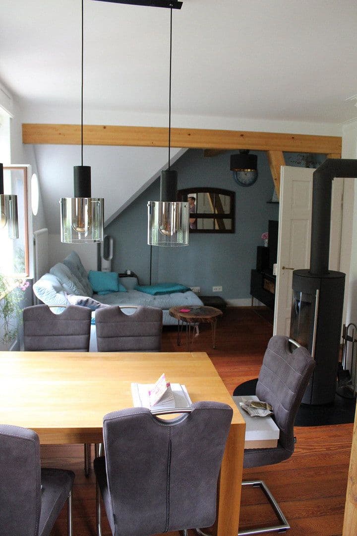 Prenájom bytu 3-izbový 91 m², Kirchentellinsfurt, Bádensko-Wurttembersko Prenájom bytu 3-izbový 91 m², Kirchentellinsfurt, Bádensko-Wurttembersko