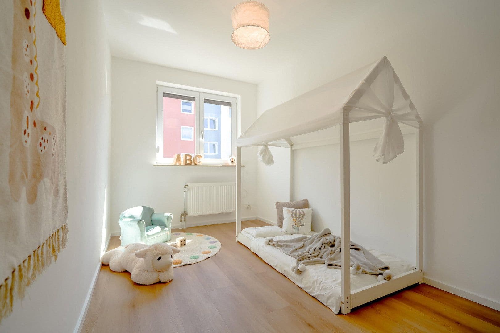 Predaj domu 166 m², pozemok 193 m², Langen, Hesensko Predaj domu 166 m², pozemok 193 m², Langen, Hesensko