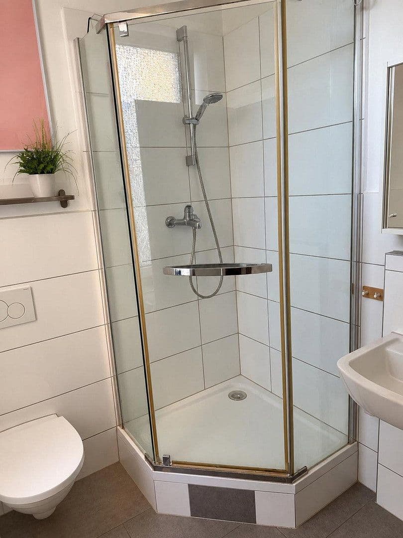 Prenájom bytu 5-izbový 89 m², Heusenstamm, Hesensko Prenájom bytu 5-izbový 89 m², Heusenstamm, Hesensko