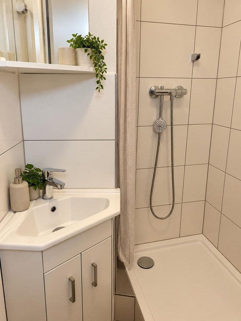 Prenájom bytu 5-izbový 89 m², Heusenstamm, Hesensko Prenájom bytu 5-izbový 89 m², Heusenstamm, Hesensko
