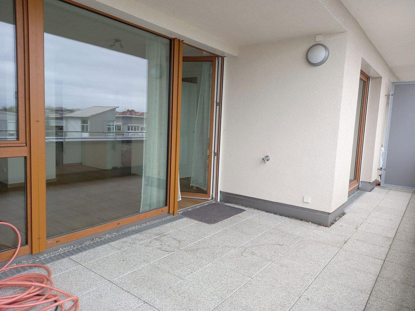 Prenájom bytu 2-izbový 47 m², Tamm, Bádensko-Wurttembersko Prenájom bytu 2-izbový 47 m², Tamm, Bádensko-Wurttembersko