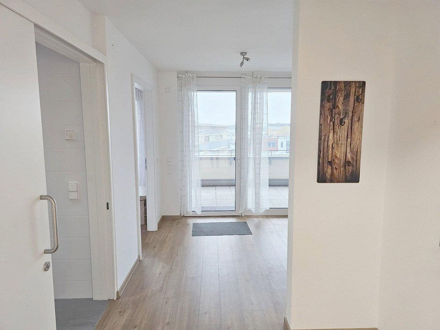 Prenájom bytu 2-izbový 47 m², Tamm, Bádensko-Wurttembersko Prenájom bytu 2-izbový 47 m², Tamm, Bádensko-Wurttembersko