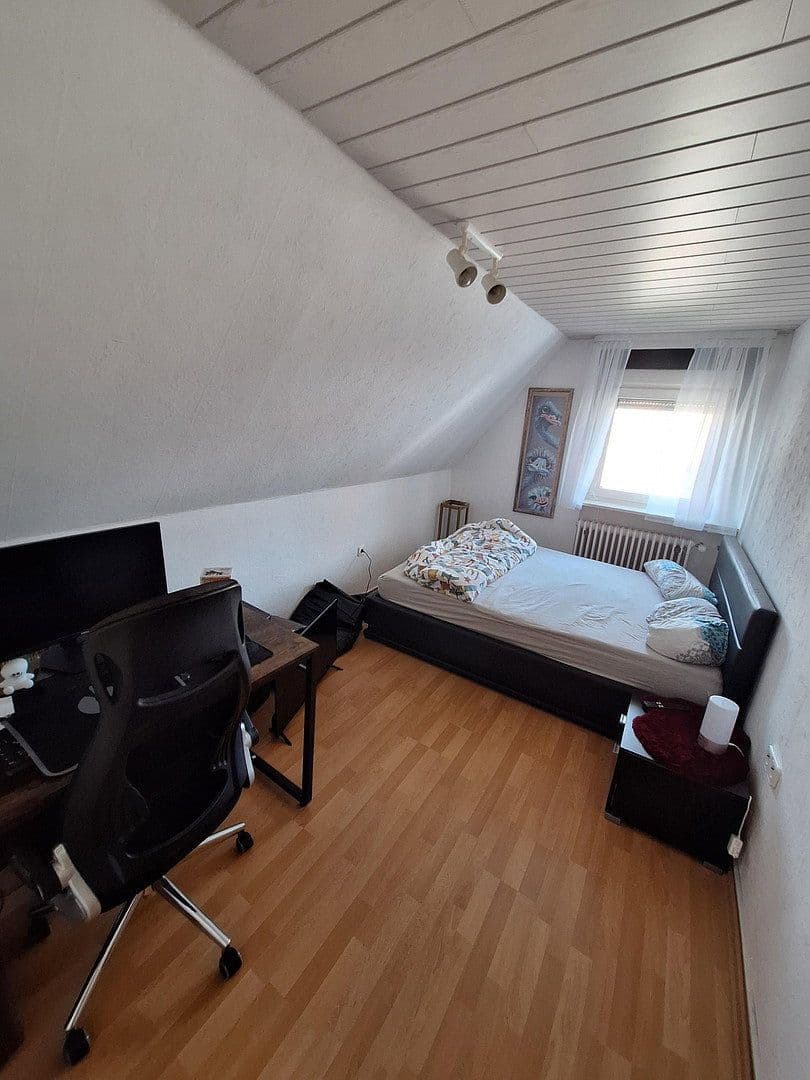 Predaj domu 219 m², pozemok 586 m², Wölfersheim, Hesensko Predaj domu 219 m², pozemok 586 m², Wölfersheim, Hesensko