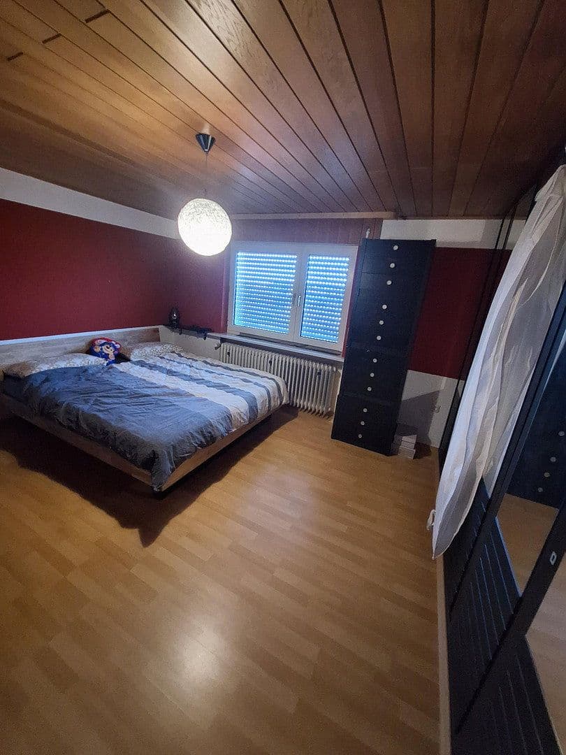 Predaj domu 219 m², pozemok 586 m², Wölfersheim, Hesensko Predaj domu 219 m², pozemok 586 m², Wölfersheim, Hesensko