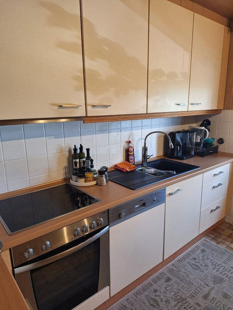 Predaj domu 219 m², pozemok 586 m², Wölfersheim, Hesensko Predaj domu 219 m², pozemok 586 m², Wölfersheim, Hesensko