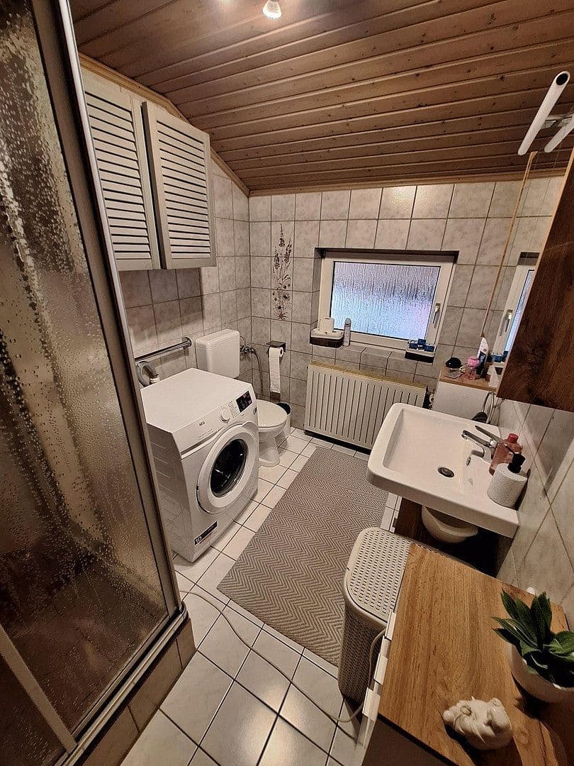 Predaj domu 219 m², pozemok 586 m², Wölfersheim, Hesensko Predaj domu 219 m², pozemok 586 m², Wölfersheim, Hesensko