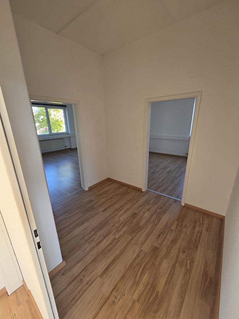 Prenájom kancelárie 187 m², Würzburg, Bavorsko Prenájom kancelárie 187 m², Würzburg, Bavorsko