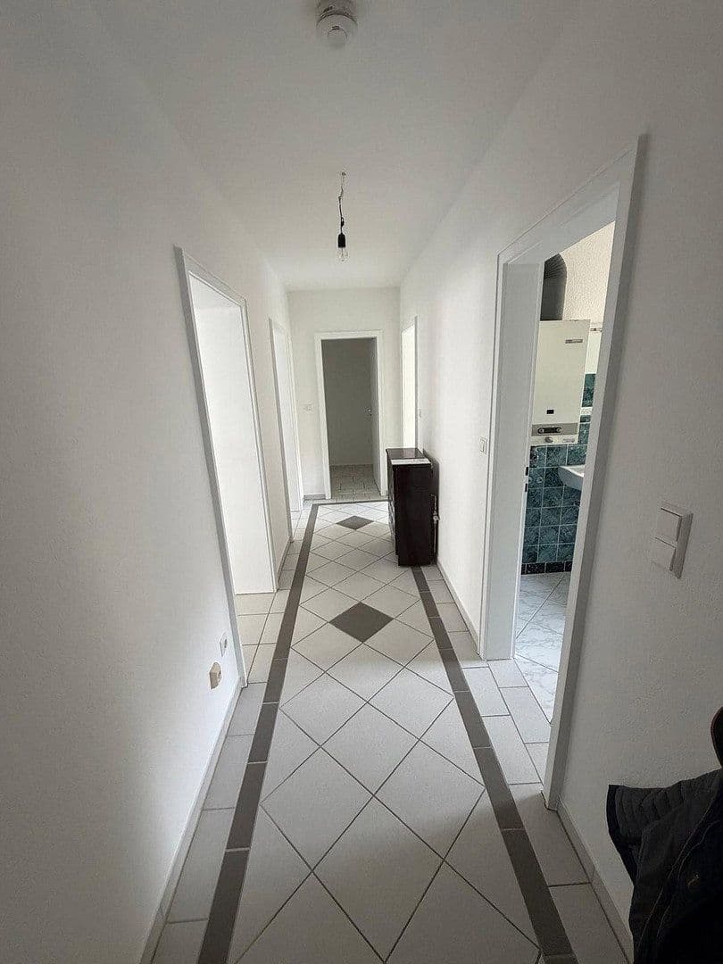 Prenájom bytu 2-izbový 64 m², Mannheim, Bádensko-Wurttembersko Prenájom bytu 2-izbový 64 m², Mannheim, Bádensko-Wurttembersko