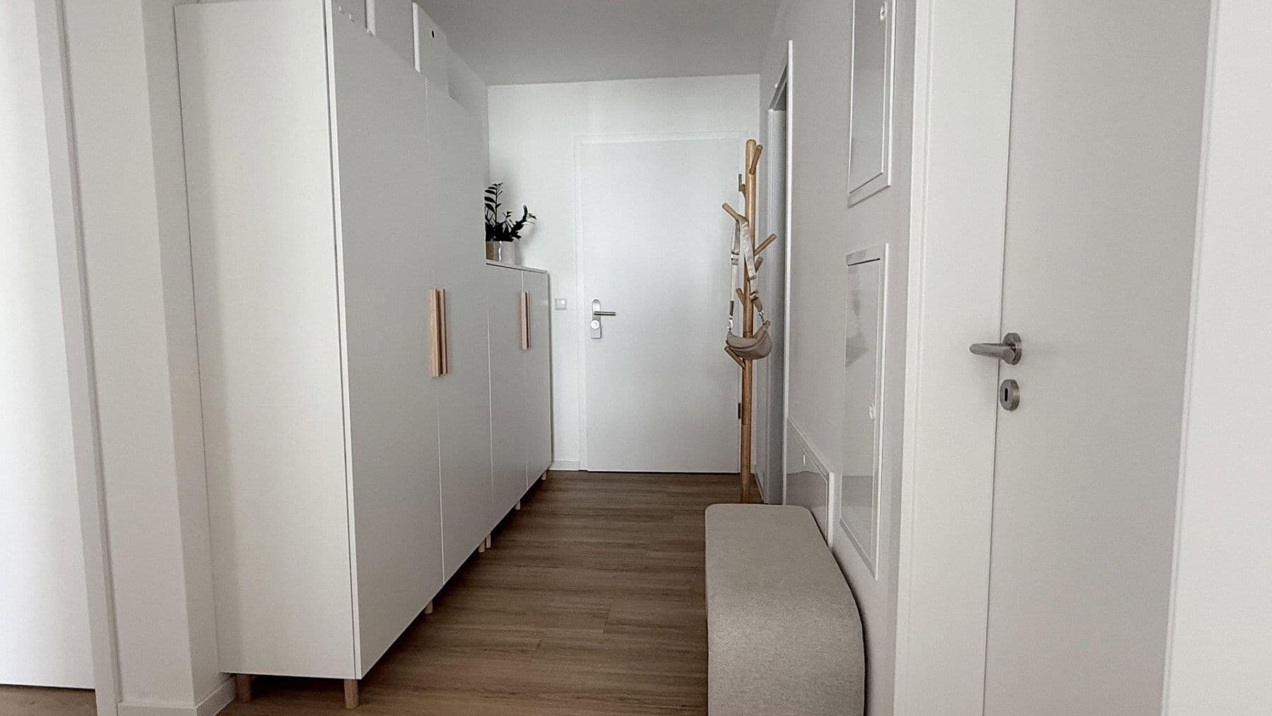 Prenájom bytu 3-izbový 86 m², Möckmühl, Bádensko-Wurttembersko Prenájom bytu 3-izbový 86 m², Möckmühl, Bádensko-Wurttembersko