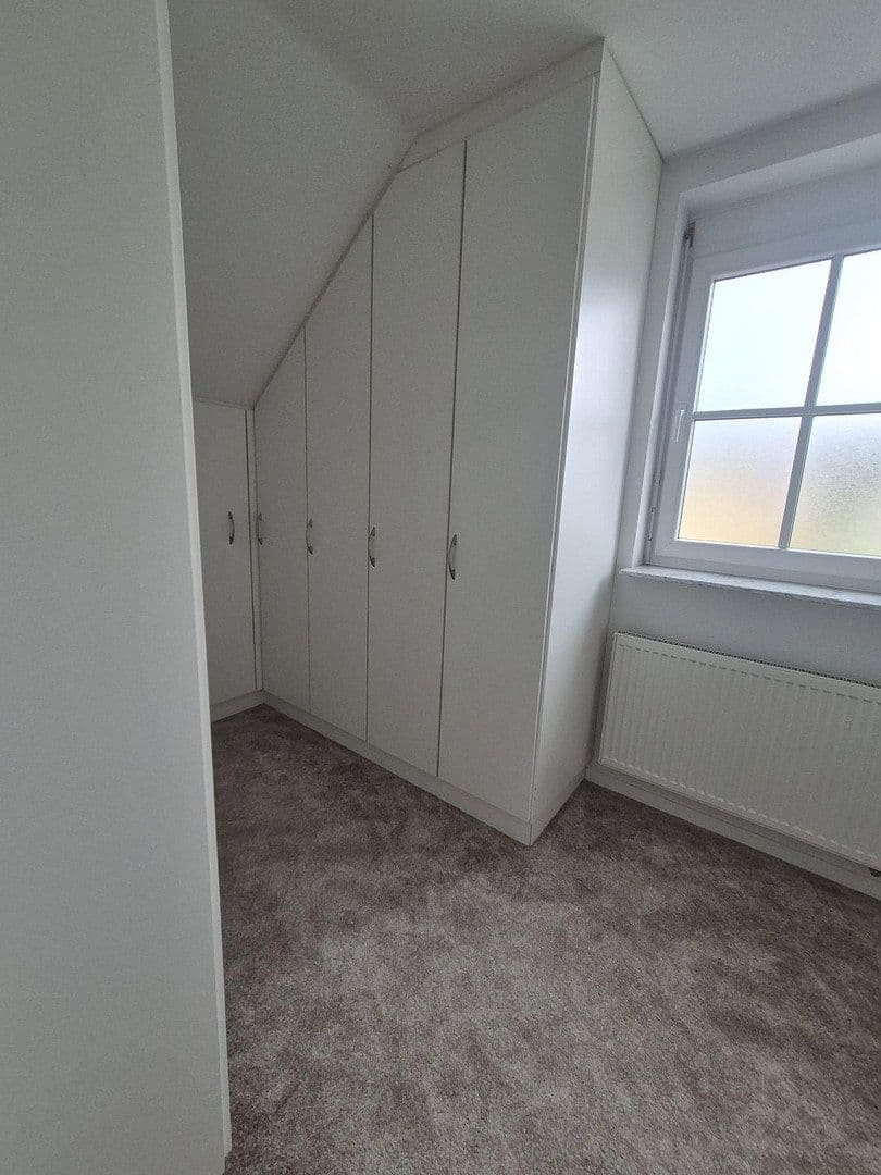 Predaj domu 160 m², pozemok 394 m², Alte Steigstraße 1, Bammental, Bádensko-Wurttembersko Predaj domu 160 m², pozemok 394 m², Alte Steigstraße 1, Bammental, Bádensko-Wurttembersko