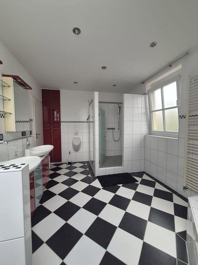 Predaj domu 160 m², pozemok 394 m², Alte Steigstraße 1, Bammental, Bádensko-Wurttembersko Predaj domu 160 m², pozemok 394 m², Alte Steigstraße 1, Bammental, Bádensko-Wurttembersko
