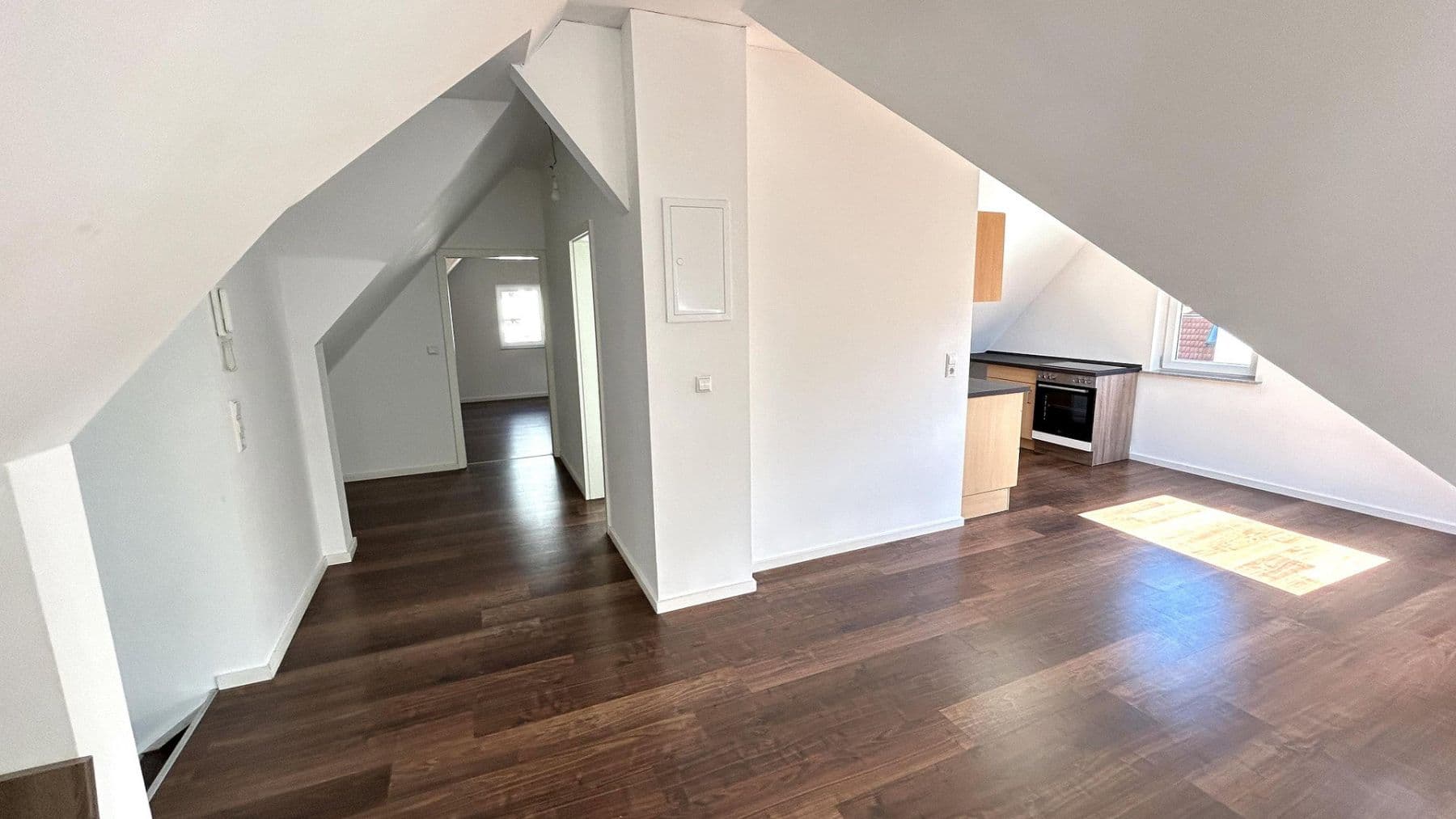 Predaj bytu 2-izbový 49 m², Mittlere Beutau 69, Esslingen am Neckar, Bádensko-Wurttembersko Predaj bytu 2-izbový 49 m², Mittlere Beutau 69, Esslingen am Neckar, Bádensko-Wurttembersko