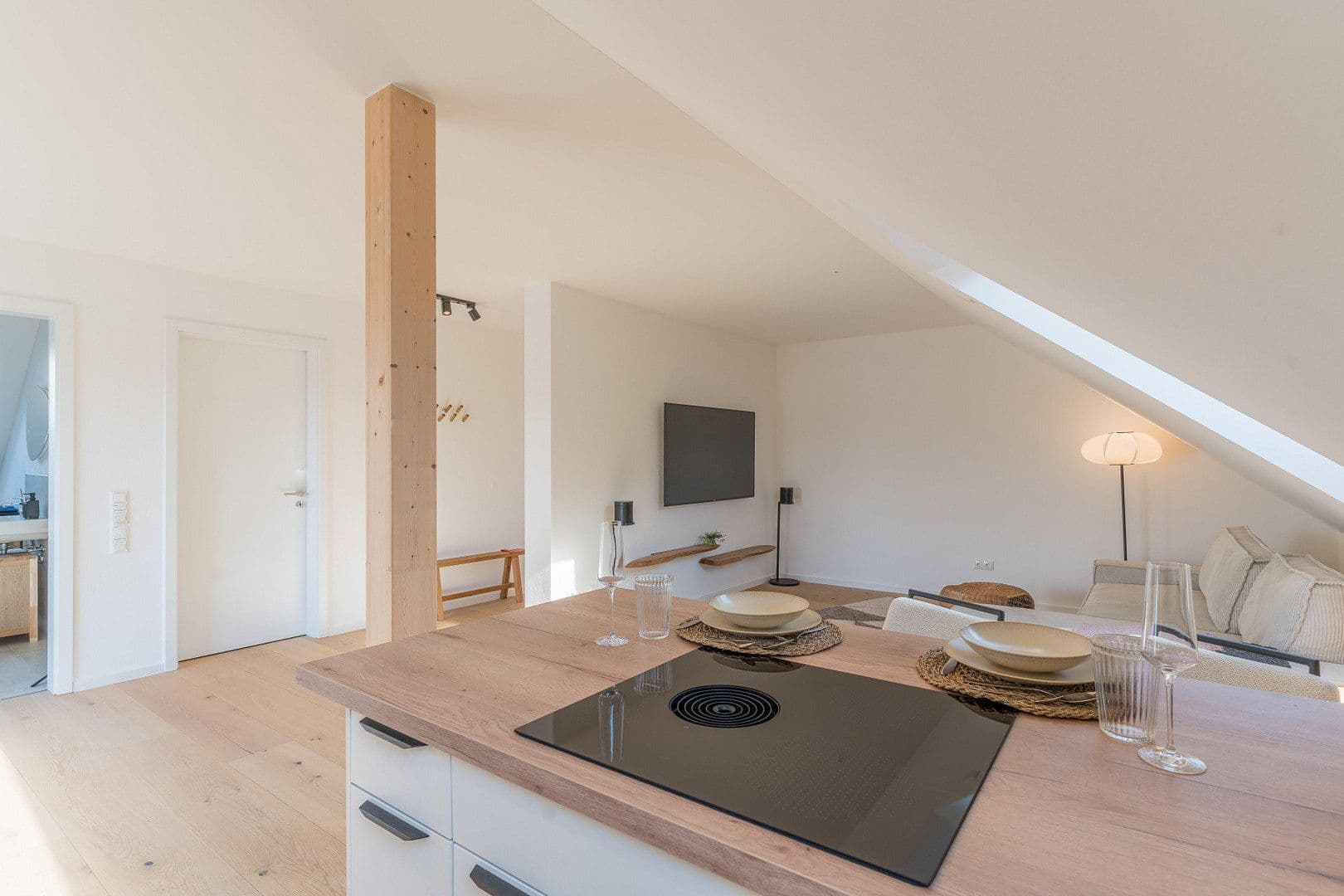 Prenájom bytu 2-izbový 65 m², Nelkenweg 10, Freising, Bavorsko Prenájom bytu 2-izbový 65 m², Nelkenweg 10, Freising, Bavorsko