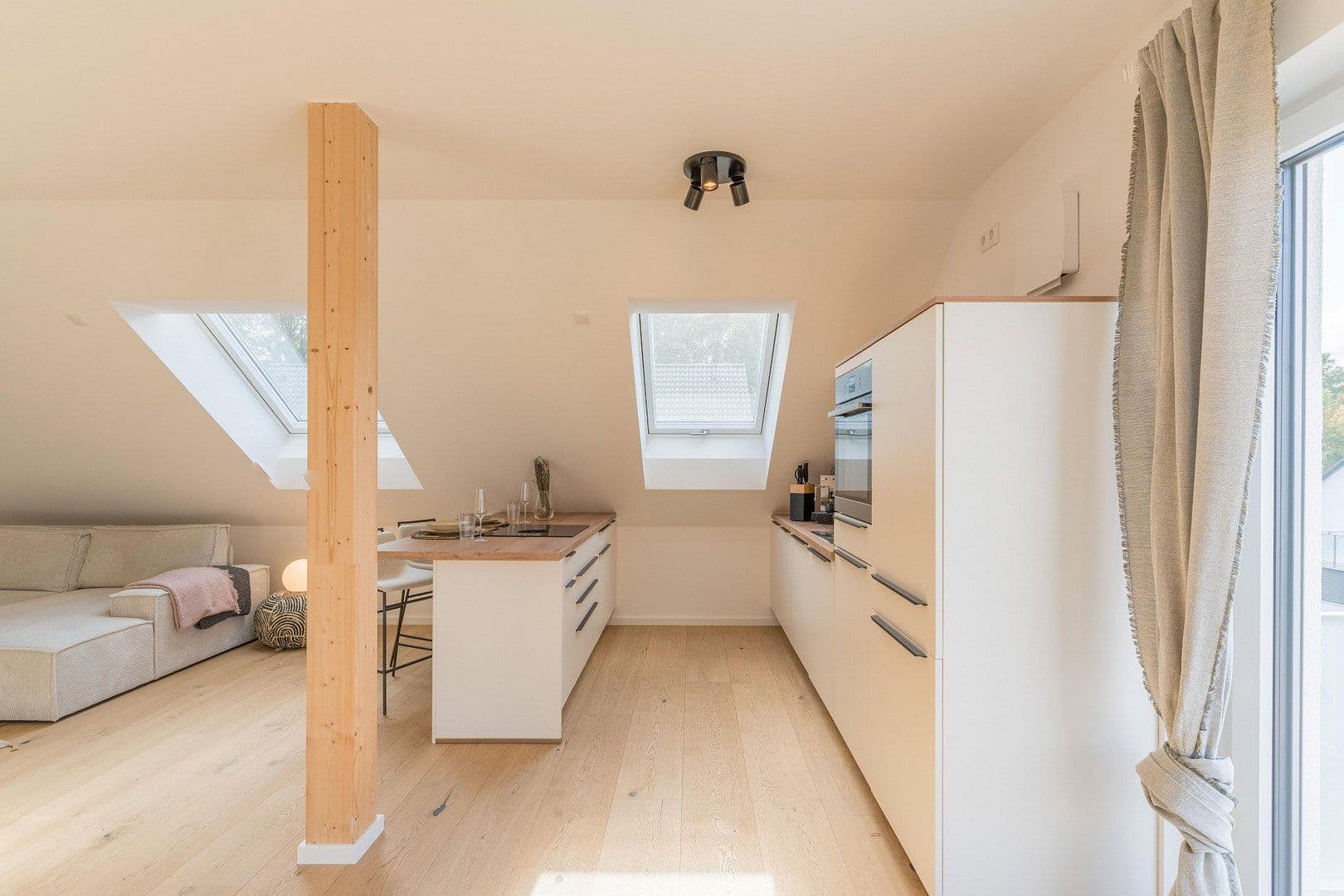 Prenájom bytu 2-izbový 65 m², Nelkenweg 10, Freising, Bavorsko Prenájom bytu 2-izbový 65 m², Nelkenweg 10, Freising, Bavorsko