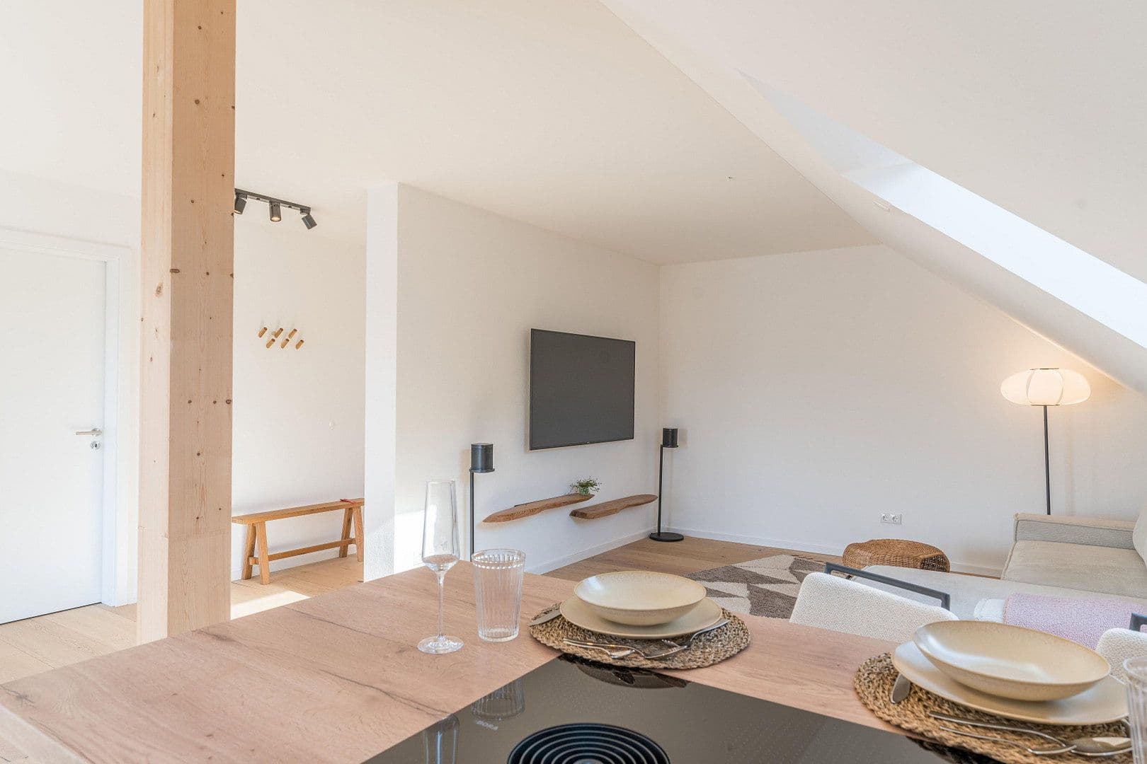 Prenájom bytu 2-izbový 65 m², Nelkenweg 10, Freising, Bavorsko Prenájom bytu 2-izbový 65 m², Nelkenweg 10, Freising, Bavorsko