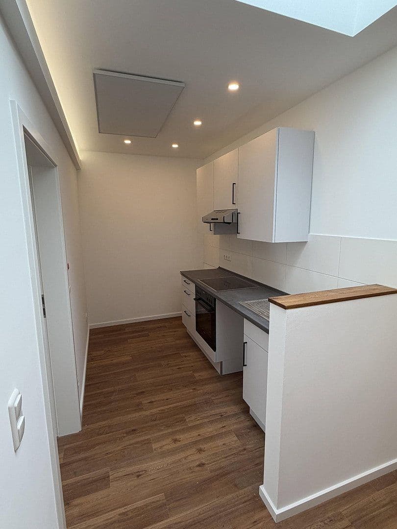 Predaj domu 217 m², pozemok 180 m², Lübeck, Šlezvicko-Holštajnsko Predaj domu 217 m², pozemok 180 m², Lübeck, Šlezvicko-Holštajnsko