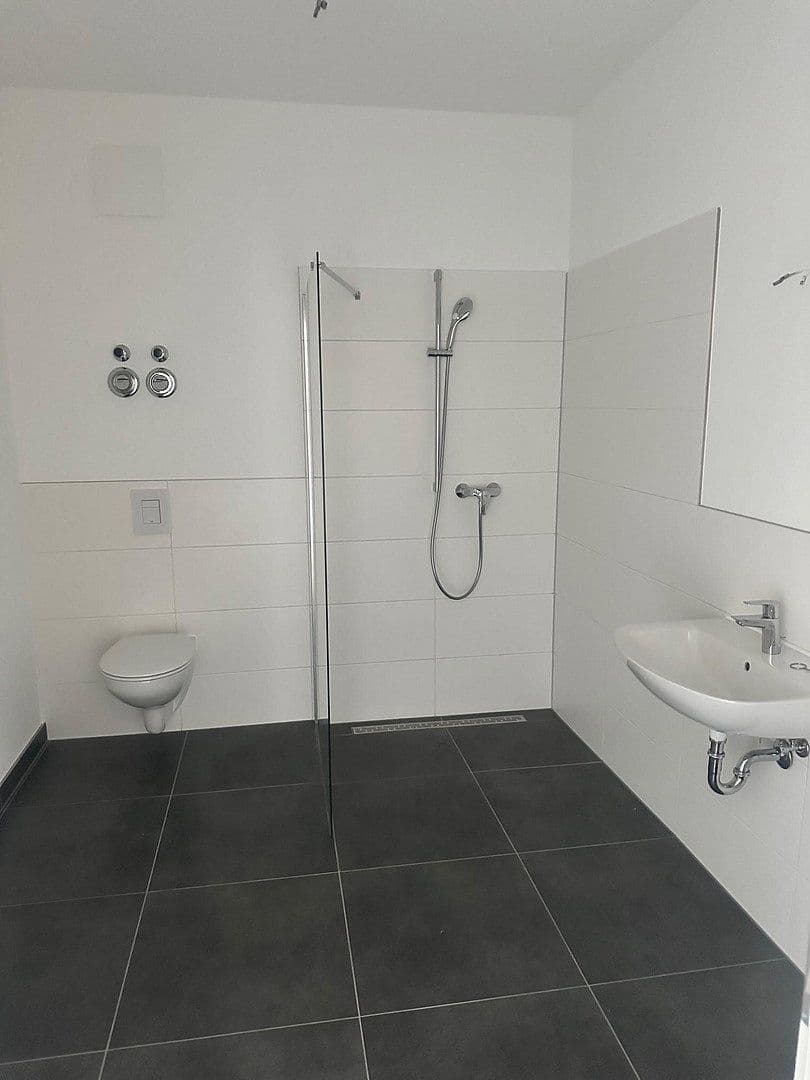 Prenájom bytu 1-izbový 48 m², Regener Straße 65, Berlin, Berlín Prenájom bytu 1-izbový 48 m², Regener Straße 65, Berlin, Berlín