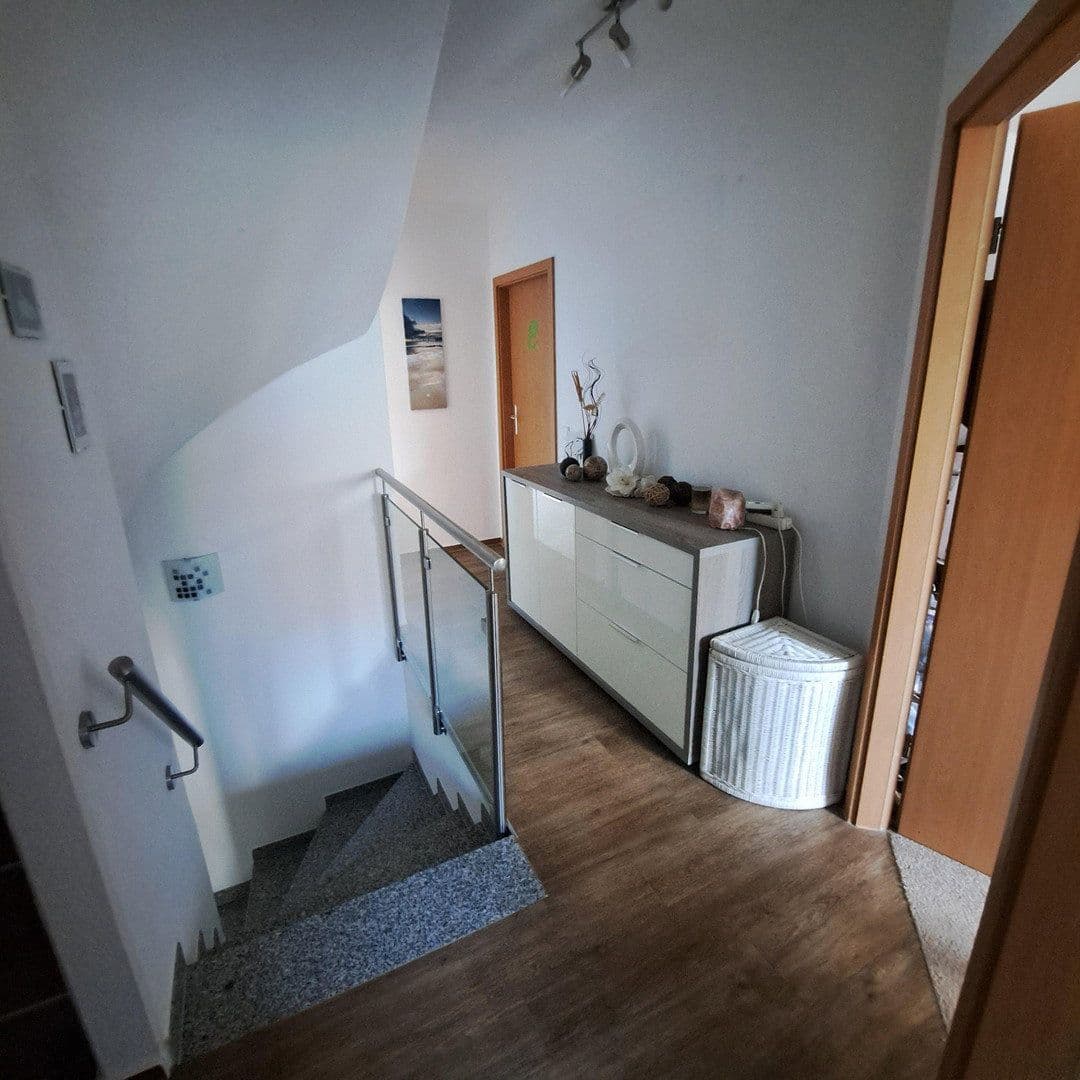 Predaj domu 125 m², pozemok 166 m², Brackenheim, Bádensko-Wurttembersko Predaj domu 125 m², pozemok 166 m², Brackenheim, Bádensko-Wurttembersko