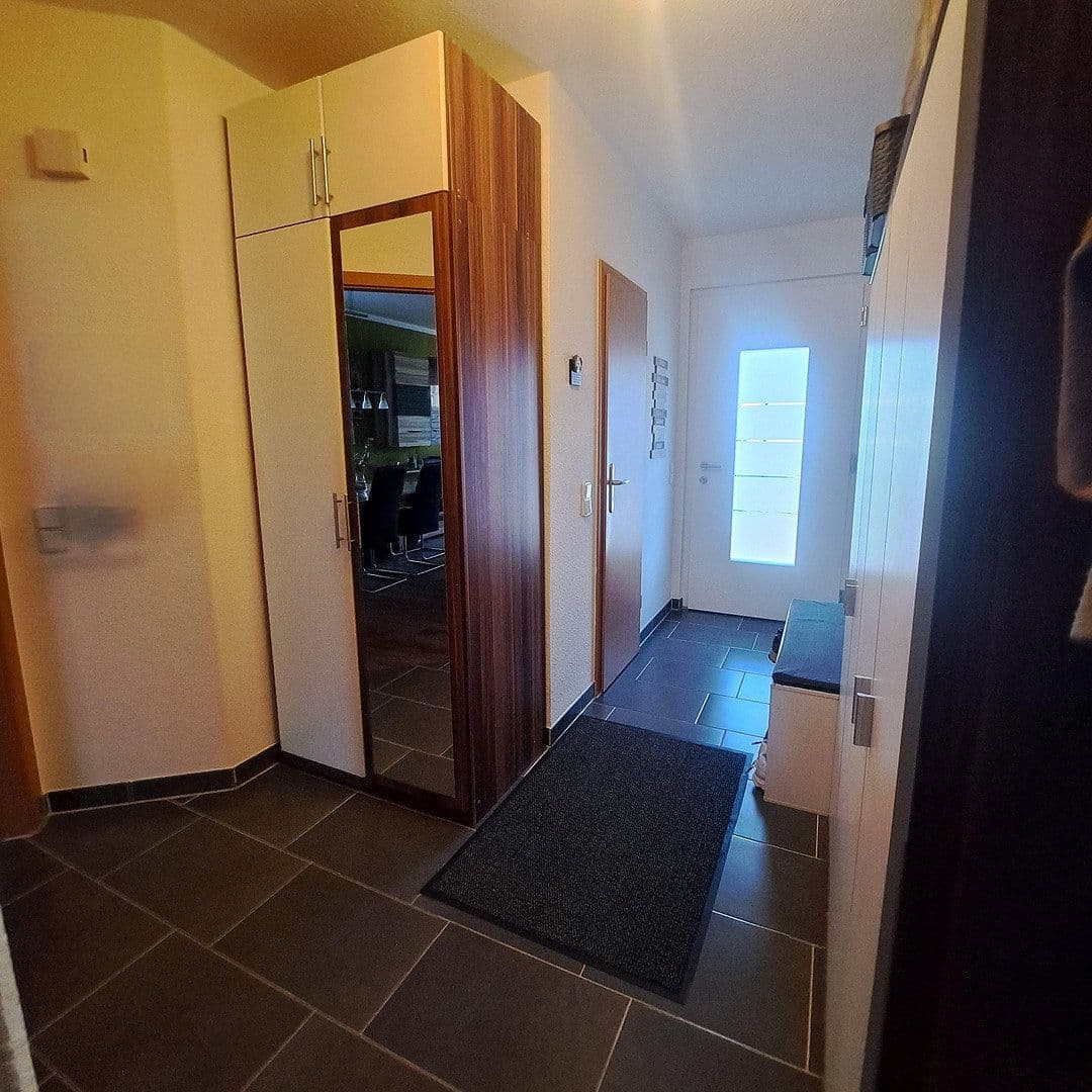 Predaj domu 125 m², pozemok 166 m², Brackenheim, Bádensko-Wurttembersko Predaj domu 125 m², pozemok 166 m², Brackenheim, Bádensko-Wurttembersko